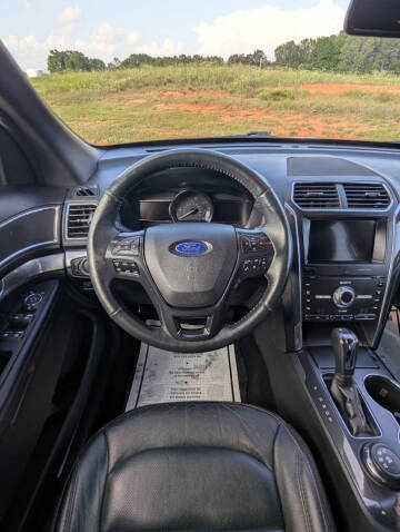 2019 Ford Explorer Sport