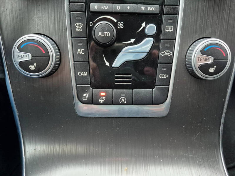 2016 Volvo V60 T5 Drive-E Premier