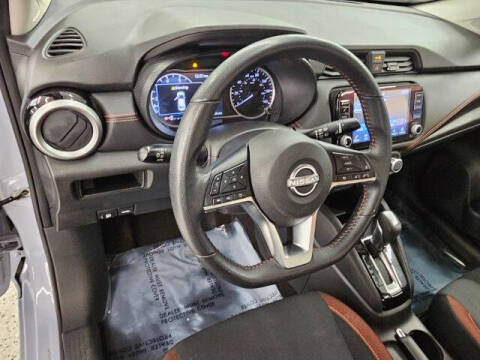 2023 Nissan Versa SR