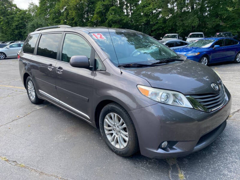 2012 Toyota Sienna