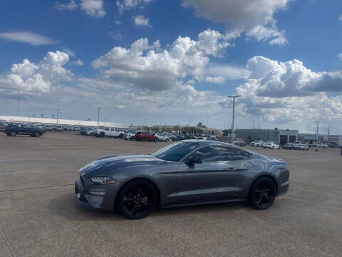 2022 Ford Mustang EcoBoost