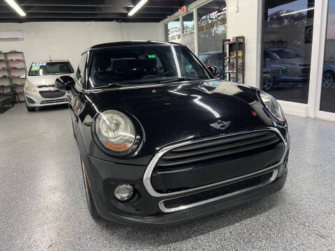 2016 MINI Hardtop 2 Door Cooper