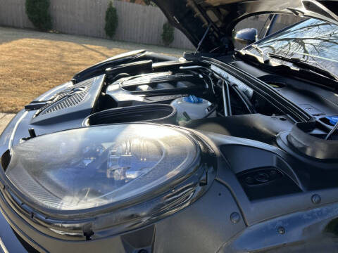 2016 Porsche Macan Turbo