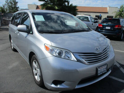 2016 Toyota Sienna for sale at F & A Car Sales Inc in Ontario CA