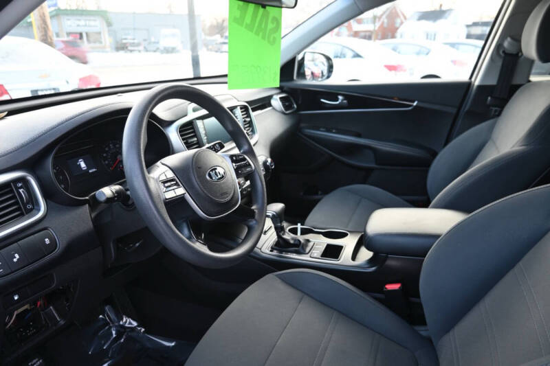 2019 Kia Sorento LX V6