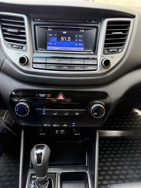 2017 Hyundai Tucson SE Plus