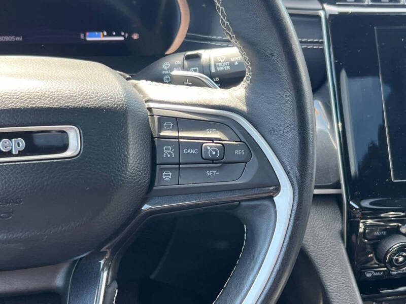 2022 Jeep Grand Cherokee L Altitude