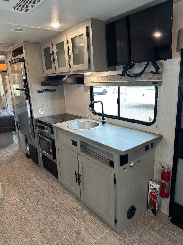 2021 Forest River Ibex 23RLDS Travel Trailer