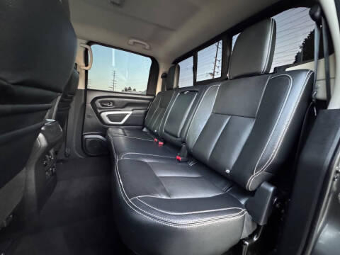 2017 Nissan Titan PRO-4X