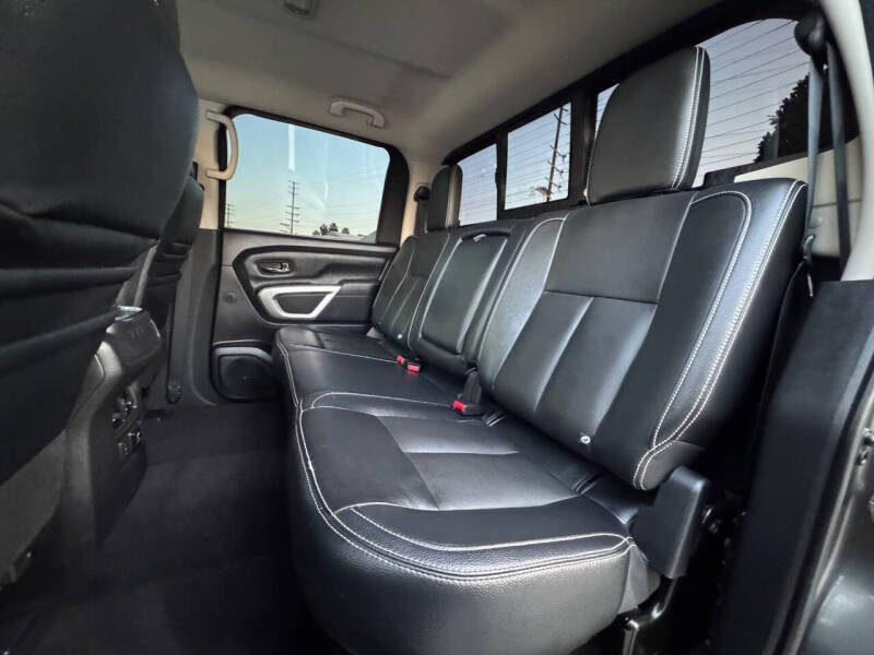 2017 Nissan Titan PRO-4X