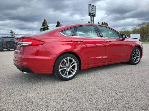 2020 Ford Fusion SEL