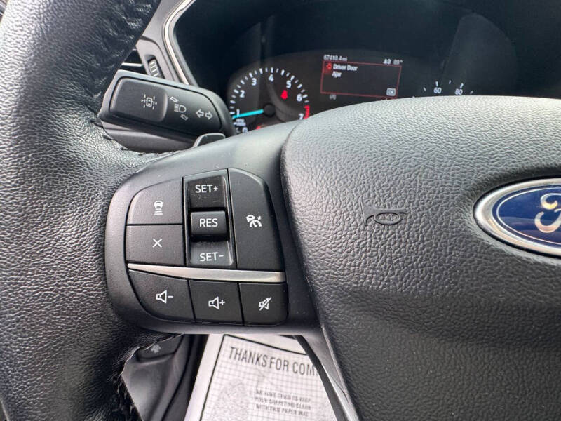 2020 Ford Escape SEL