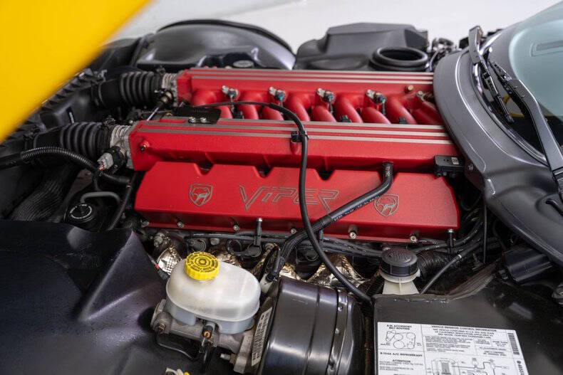 2001 Dodge Viper RT/10