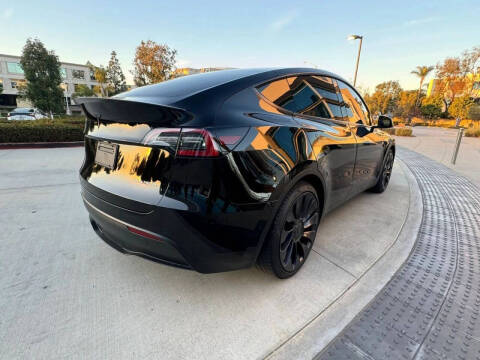 2023 Tesla Model Y Performance