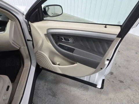 2011 Ford Taurus SEL