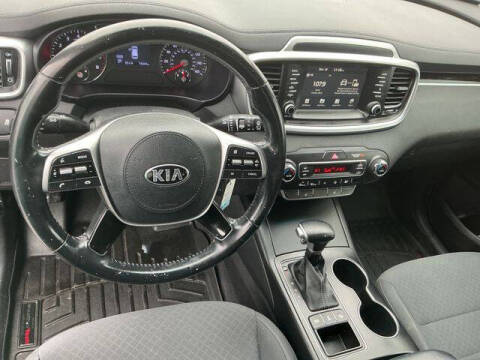 2020 Kia Sorento LX