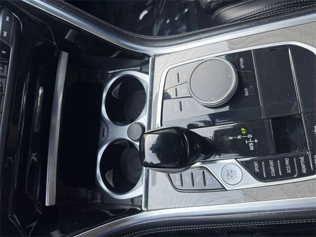 2023 BMW 8 Series 840i