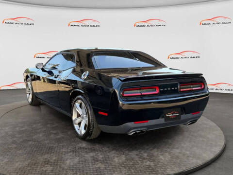 2016 Dodge Challenger