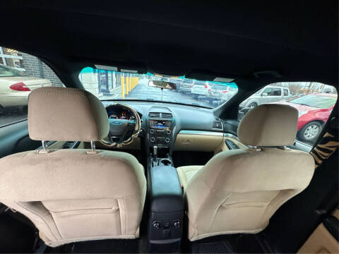 2017 Ford Explorer
