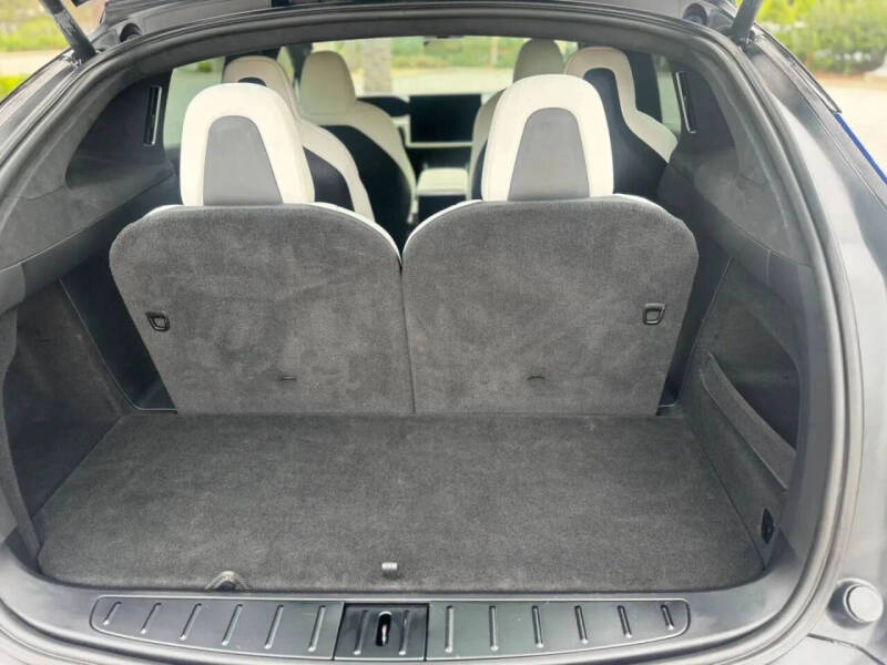 2022 Tesla Model X