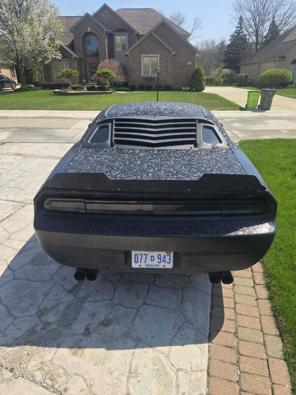 2013 Dodge Challenger SXT Plus