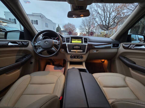 2012 Mercedes-Benz M-Class ML 350 BlueTEC