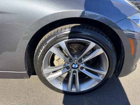 2017 BMW 3 Series 330i