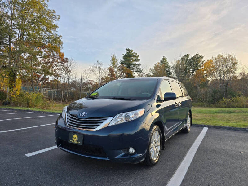 2012 Toyota Sienna