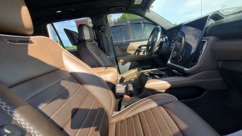 2025 GMC Yukon Denali Ultimate
