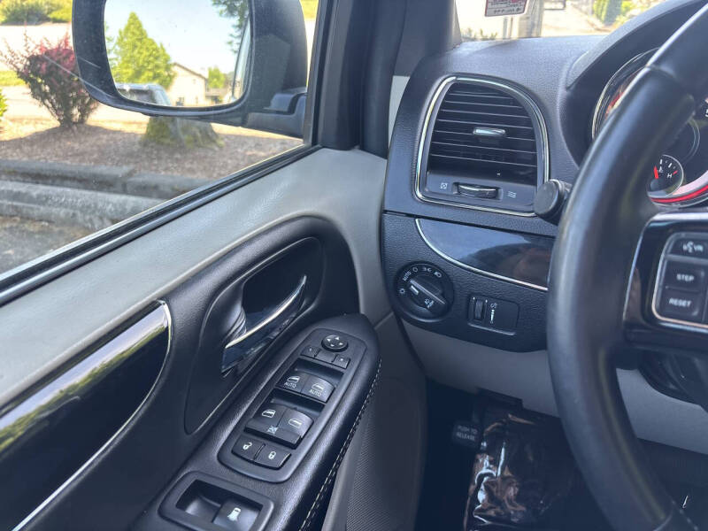 2017 Dodge Grand Caravan SXT
