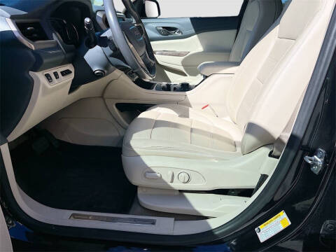 2020 GMC Acadia Denali