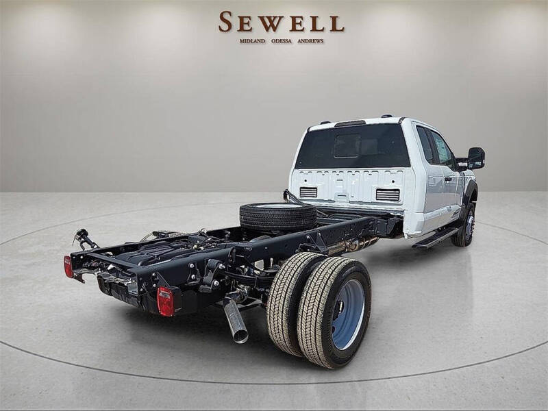 2025 Ford F-550 Super Duty