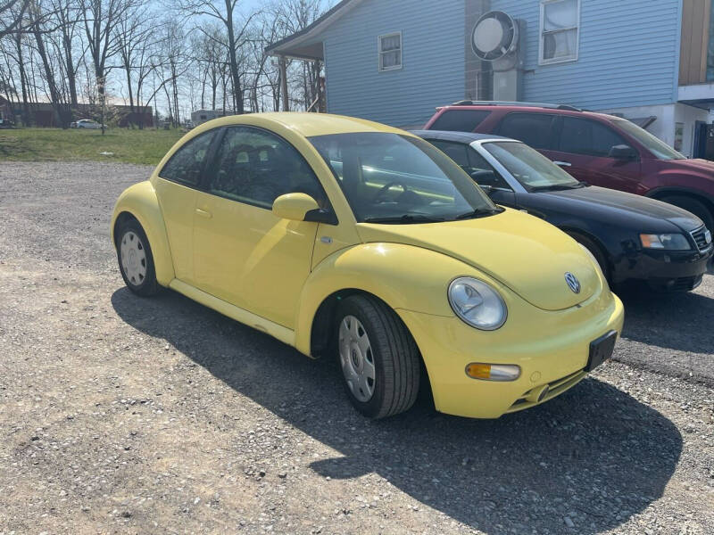 2001 Volkswagen New Beetle for sale at Noble PreOwned Auto Sales in Martinsburg WV