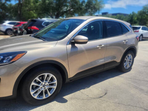 2020 Ford Escape SE