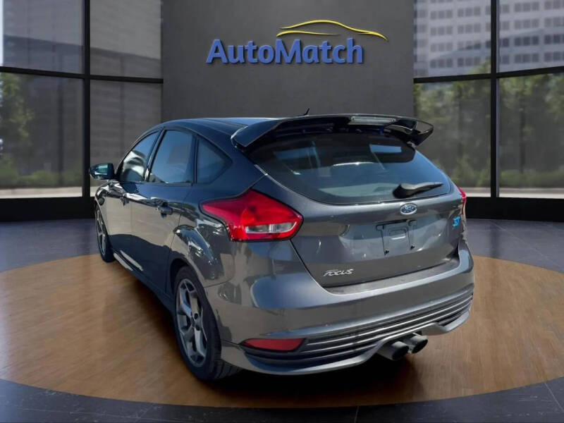 2017 Ford Focus ST