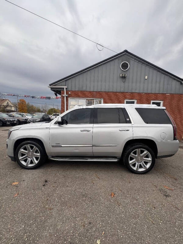 2015 Cadillac Escalade Luxury