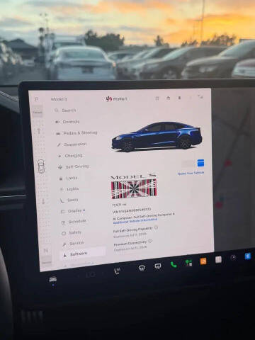 2025 Tesla Model S Plaid