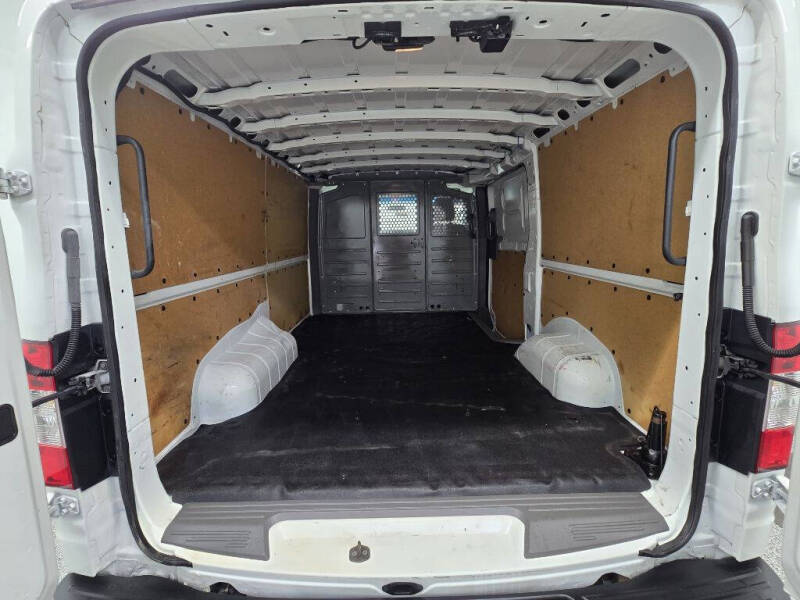 2018 Nissan NV 1500 S