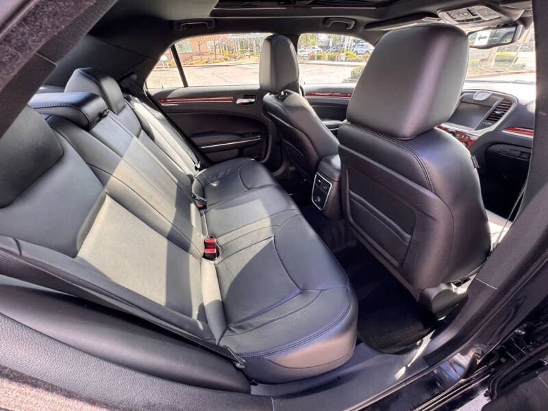 2014 Chrysler 300