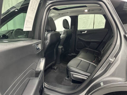 2025 Ford Escape Platinum