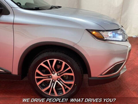 2017 Mitsubishi Outlander ES