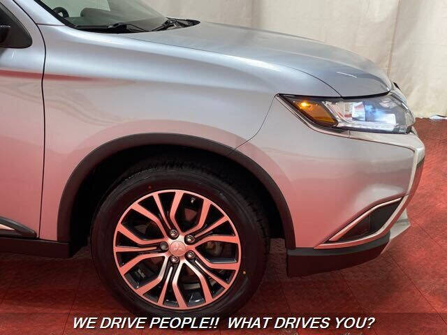 2017 Mitsubishi Outlander ES