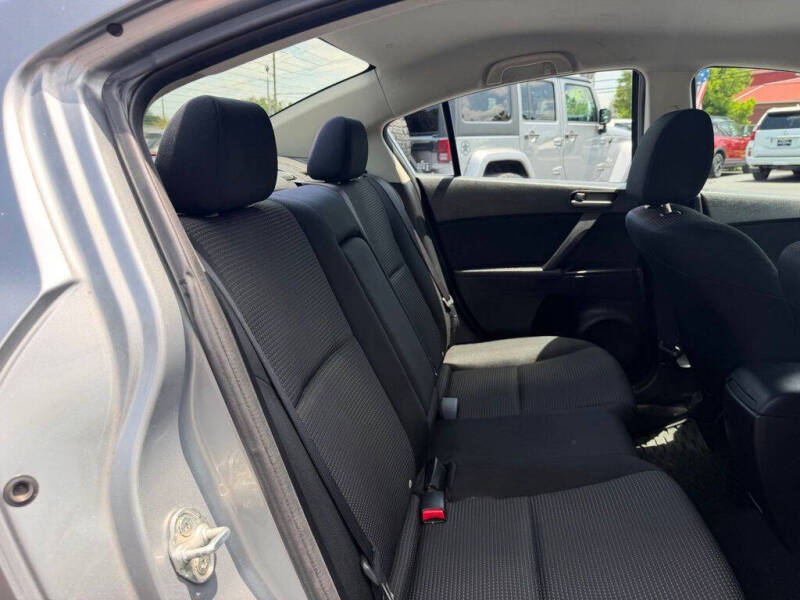 2012 Mazda MAZDA3 i Touring