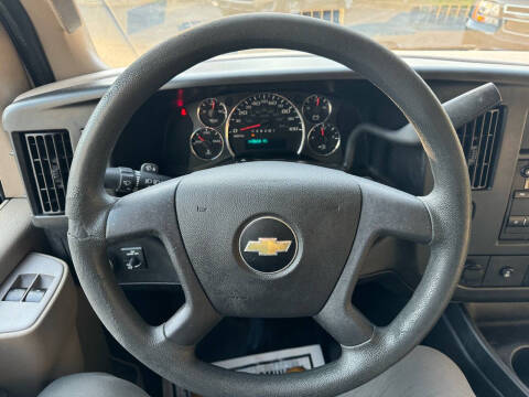 2017 Chevrolet Express 2500