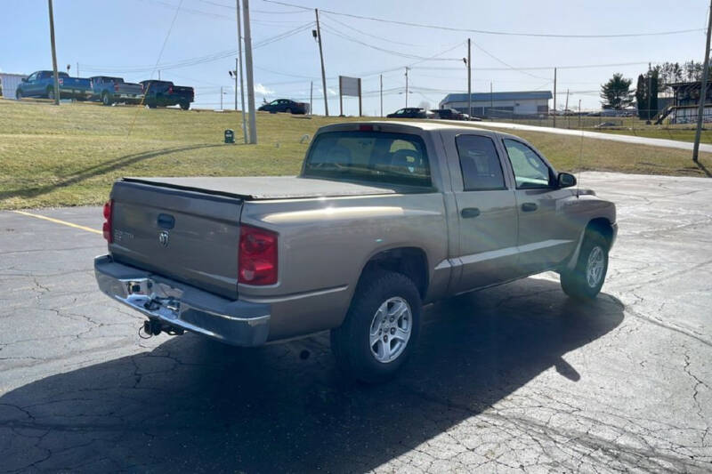 2006 Dodge Dakota for sale at FWW WHOLESALE in Carrollton OH