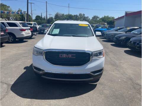 2019 GMC Acadia for sale at Dealers Choice Inc in Farmersville CA