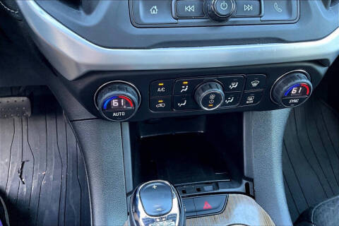 2018 GMC Acadia SLE-1