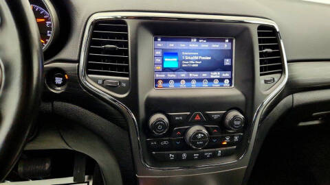 2020 Jeep Grand Cherokee Laredo E