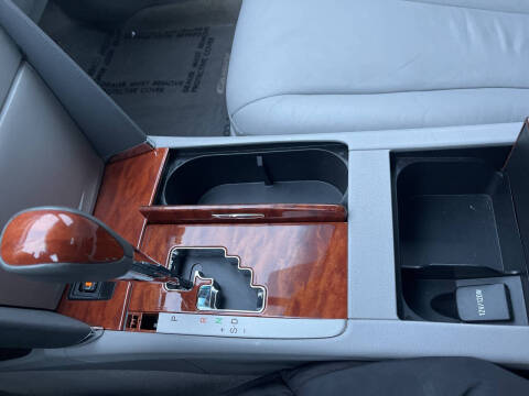 2011 Toyota Camry SE V6