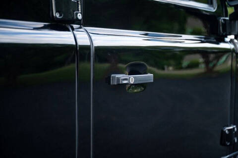 1985 Land Rover Defender